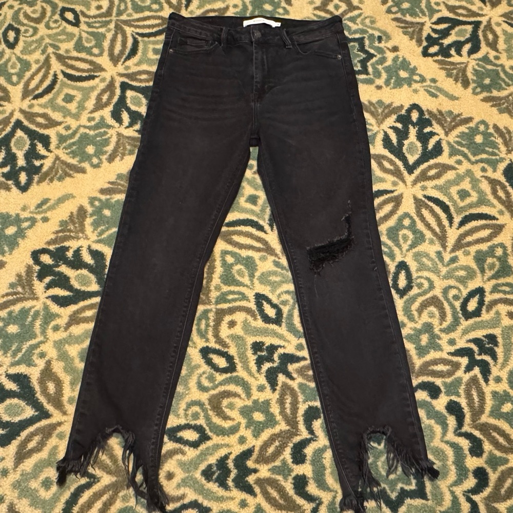 Women’s Hidden Jeans Hi Rise Frayed Ankle Black Stretch Jeans 30 x 27.5